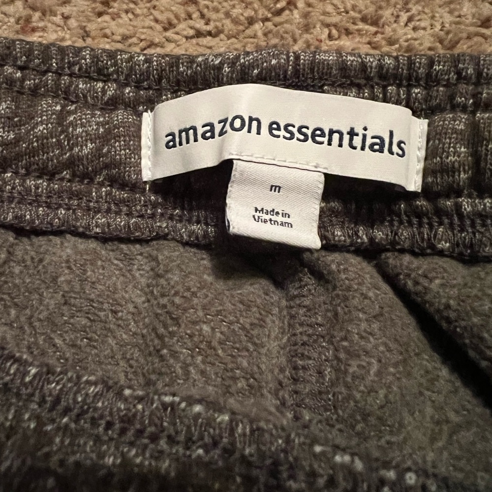 Amazon essentials joggers - Picture 4 of 4